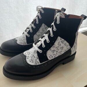 Embassy London Lace-Up Ankle Boots